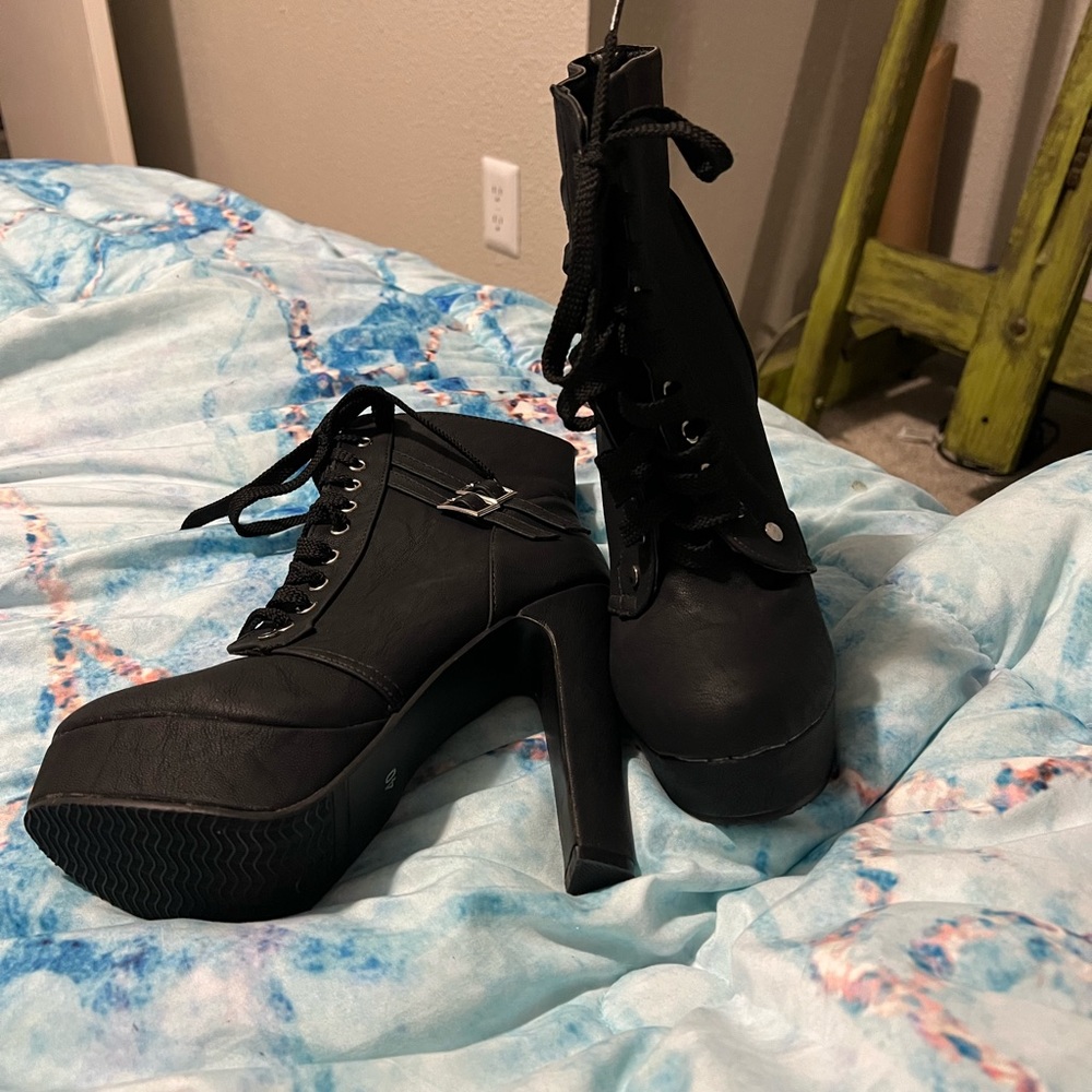 7.5 heels